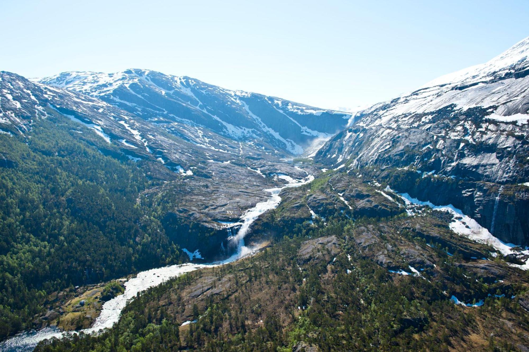 Kinsarvik Camping Hotel Exterior photo